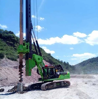 عمق حفاری 83 متر قطر ماشین سنگ چرخدار 2500Mm تورک 360 KN.M KR360c