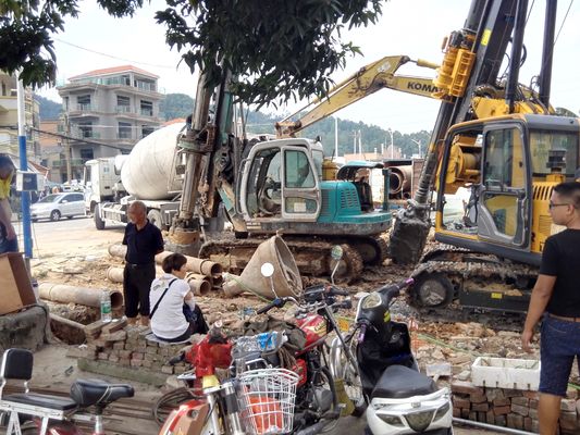 ماشین سنگ زنی سنگین 50،000 کیلوگرم با سیستم هیدرولیک 32 MPa و حداکثر نیروی کششی 100kN برای کاربردهای حفاری